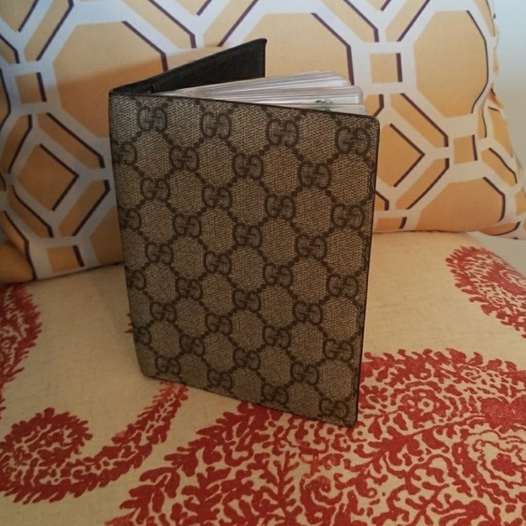 🔴🔴SOLD Authentic Gucci Wallet/Cardholder - Picture 3 of 8